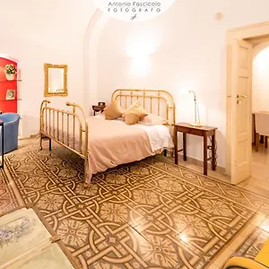 antica-dimora-lombardi-1.barihotels.org/